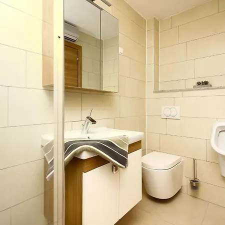 Perlina - For Four People Apartamento Vrsar